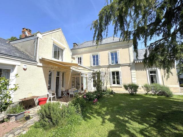 Maison 8 pièces 198 m²