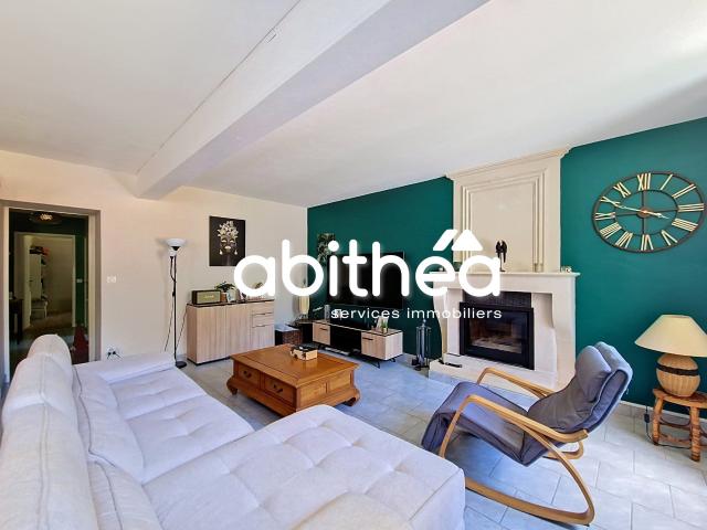 Maison 6 pièces 198 m²