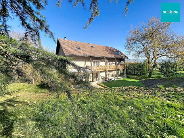 Maison 8 pièces 260 m²