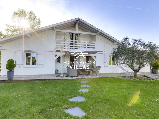Maison 8 pièces 198 m²