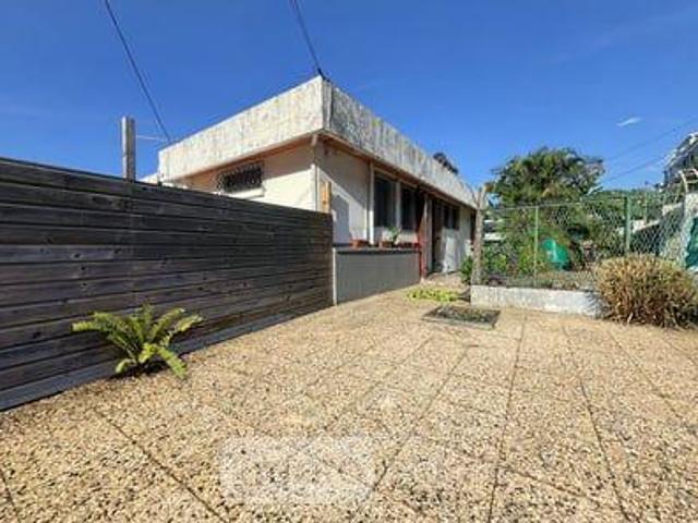 Maison 8 pièces 198 m²