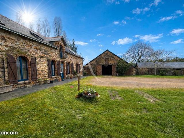 Maison 8 pièces 198 m²