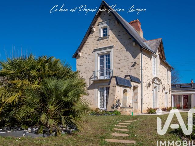 Maison 8 pièces 198 m²