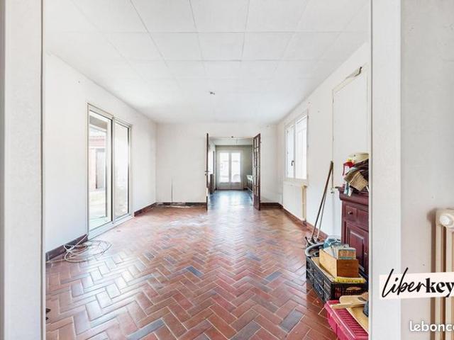 Maison 8 pièces 198 m²