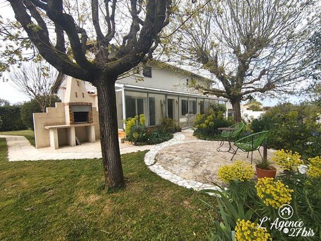 Maison 8 pièces 198 m²