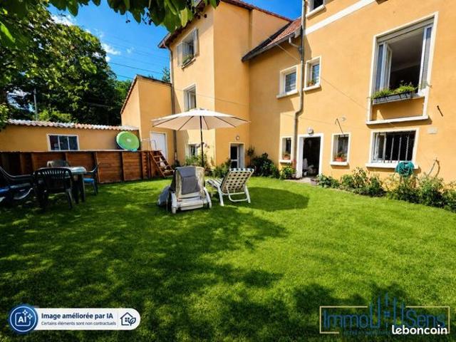 Maison 8 pièces 198 m²
