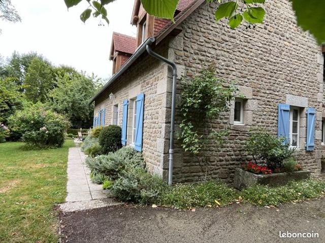 Maison 8 pièces 198 m²