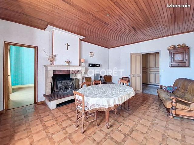 Maison 8 pièces 198 m²