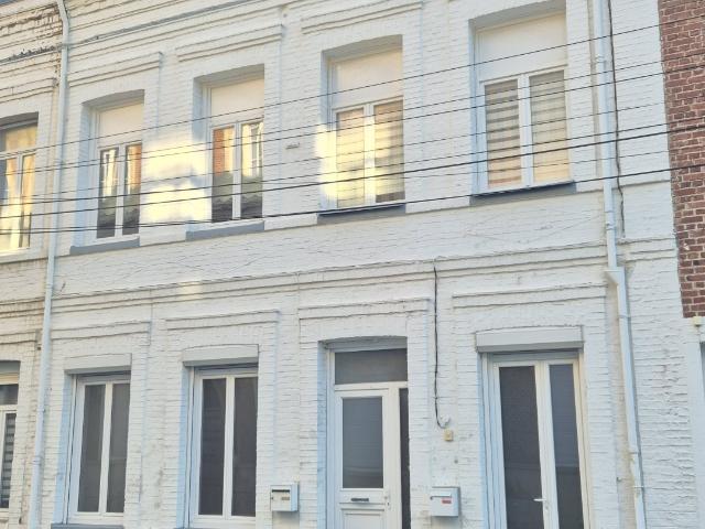 Maison 8 pièces 198 m²