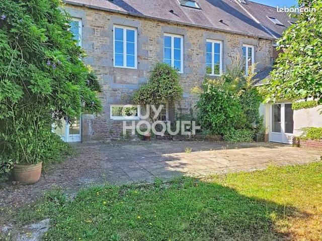 Maison 8 pièces 198 m²