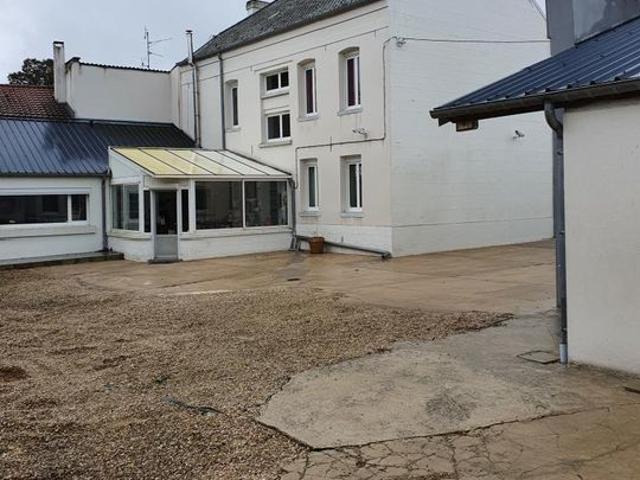 Maison 8 pièces, 198 m² à louer à Villers Outréaux 59142
