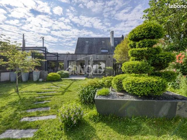 Maison 8 pièces 199 m²