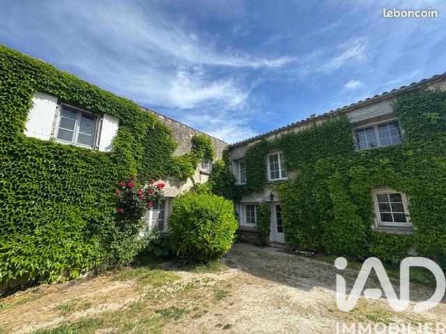 Maison 8 pièces 199 m²