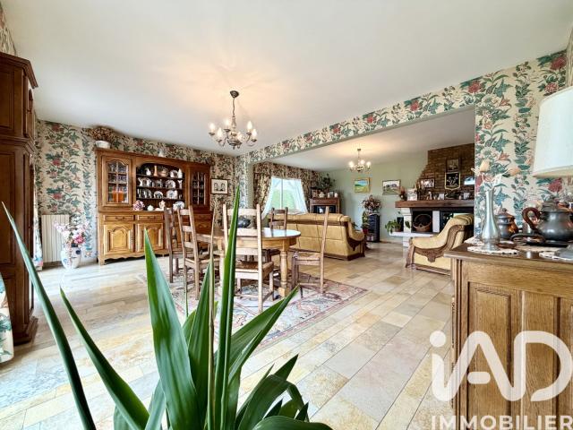 Maison 8 pièces 199 m²