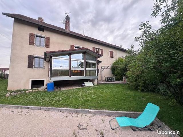Maison 8 pièces 199 m²