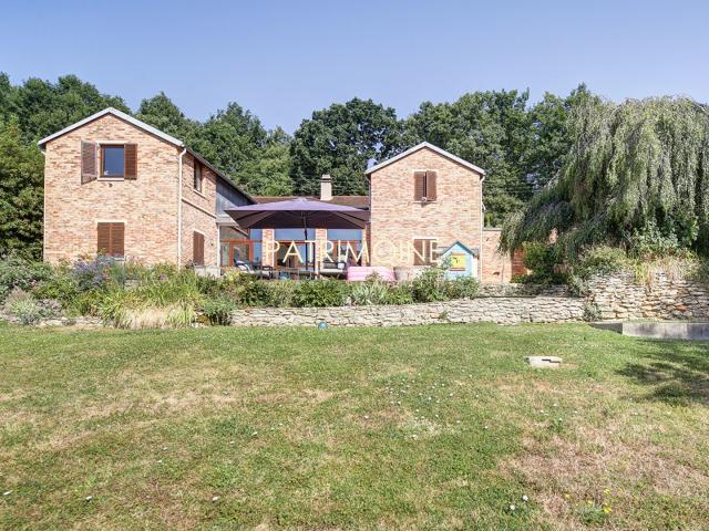 Maison 8 pièces 199 m²