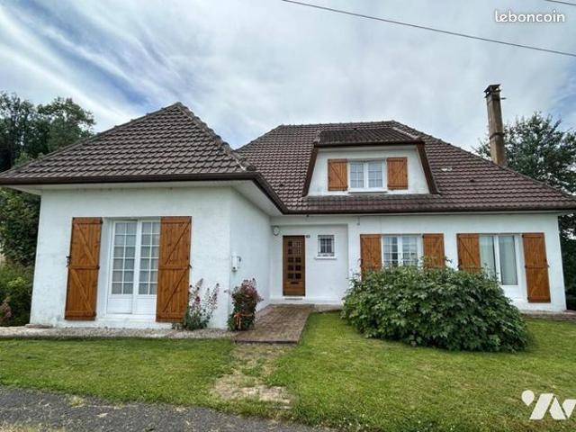 Maison 8 pièces 199 m²
