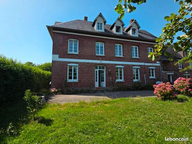 Maison 8 pièces 199 m²