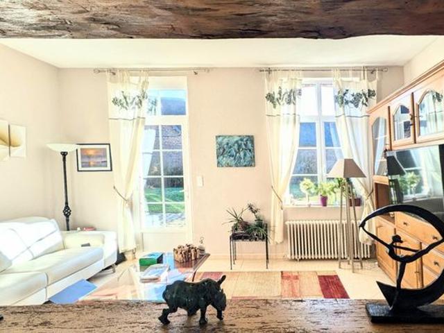 Maison 8 pièces 199 m²