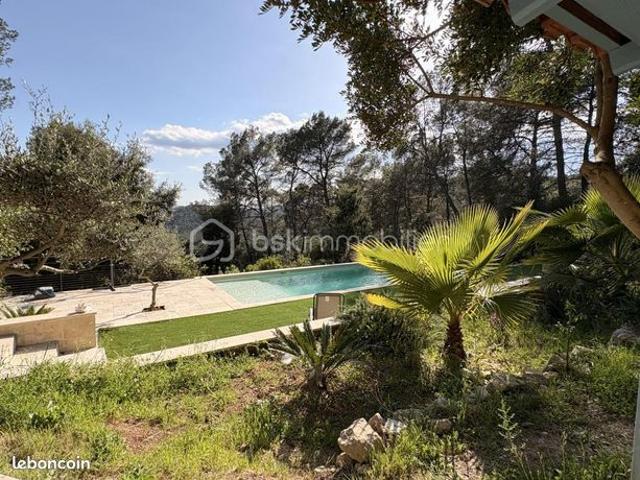 Maison 8 pièces 190 m²