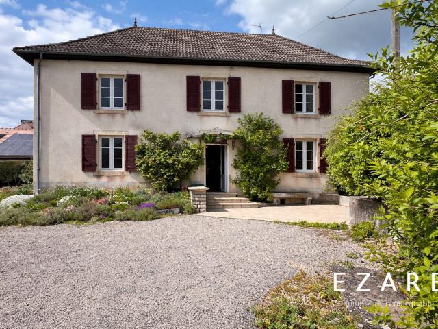 Maison 8 pièces 190 m²