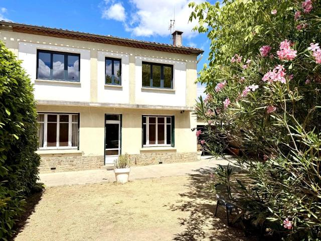 Maison 8 pièces 190 m²