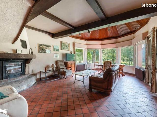 Maison 8 pièces 190 m²