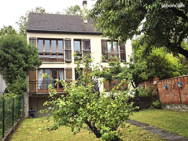 Maison 8 pièces 190 m²