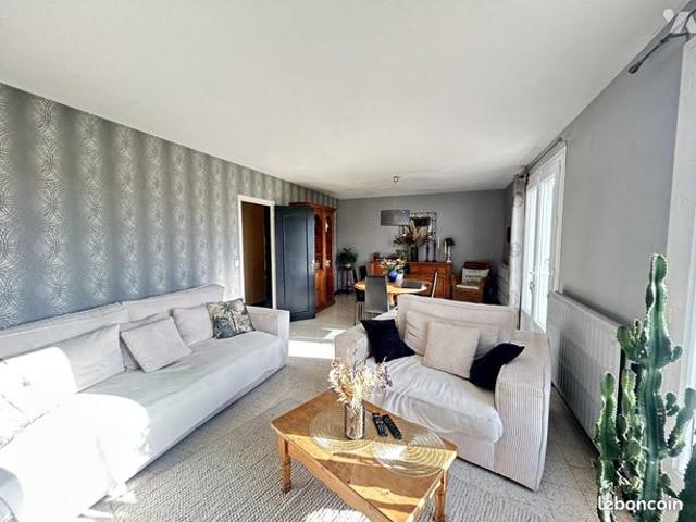 Maison 8 pièces 190 m²