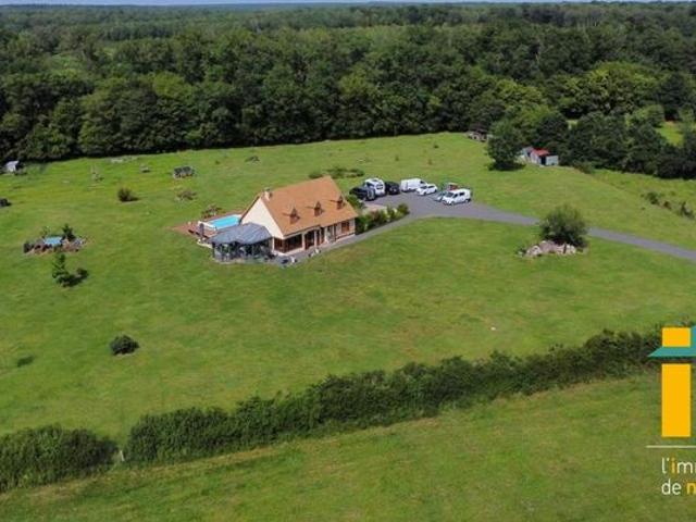 Maison 8 pièces 176 m²