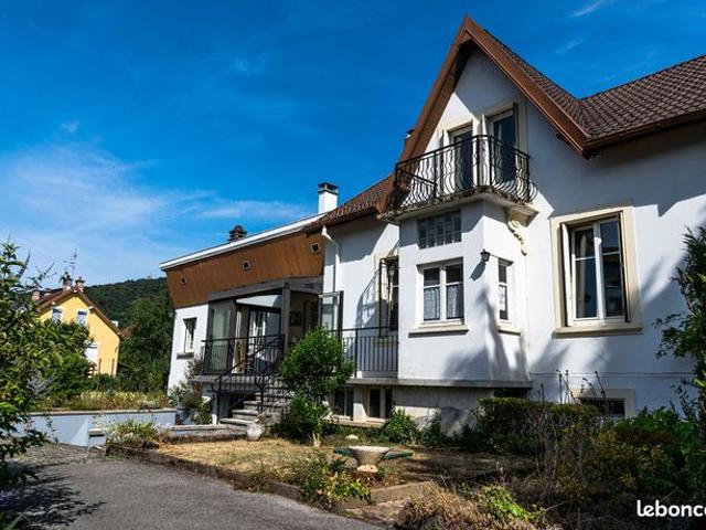 Maison 8 pièces 190 m²