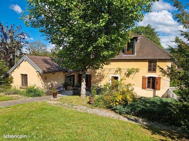 Maison 8 pièces 190 m²
