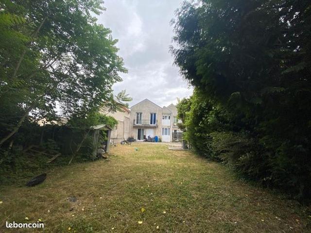 Maison 8 pièces 190 m²