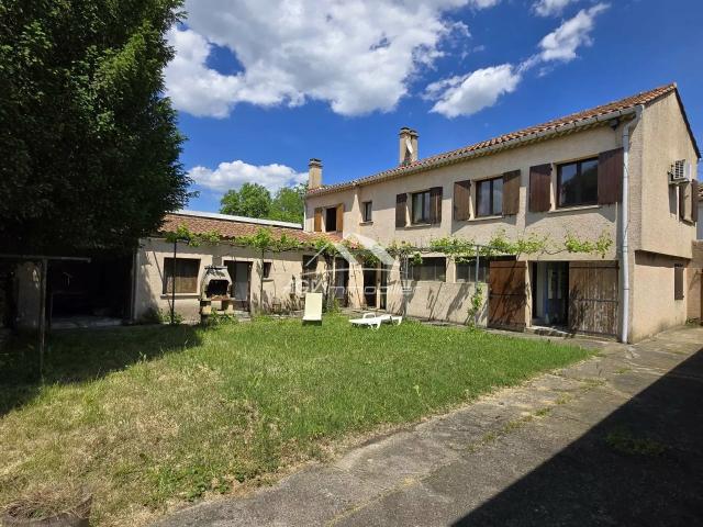 Maison 8 pièces 190 m²