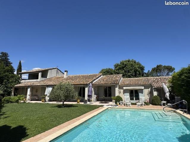 Maison 8 pièces 190 m²
