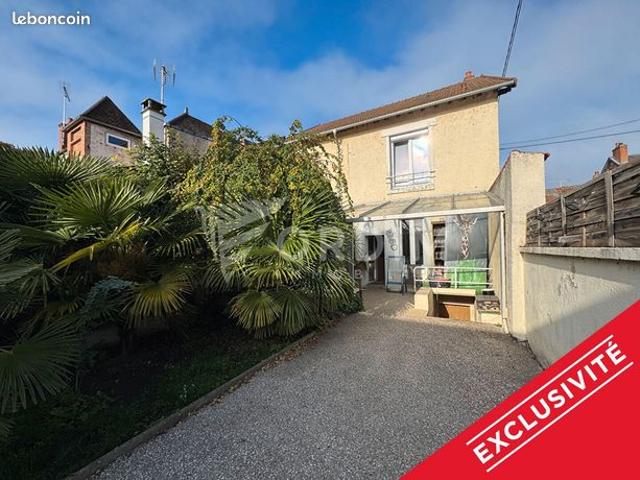 Maison 8 pièces 190 m²