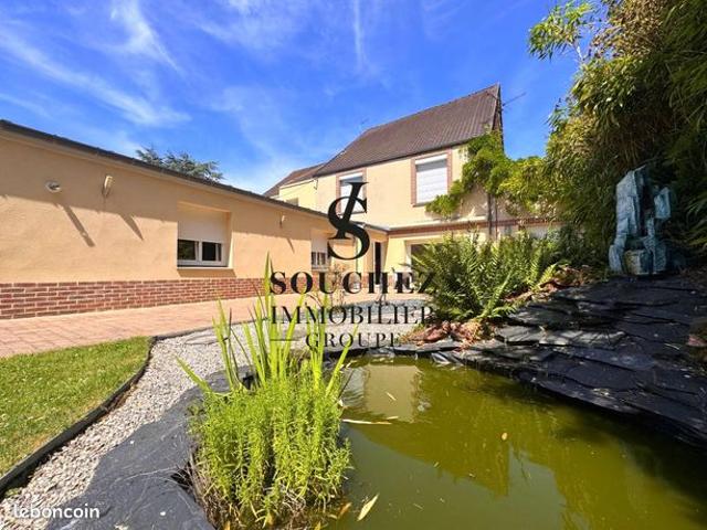 Maison 8 pièces 190 m²