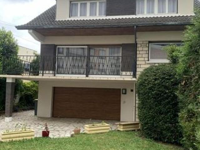 Maison 8 pièces 190 m²