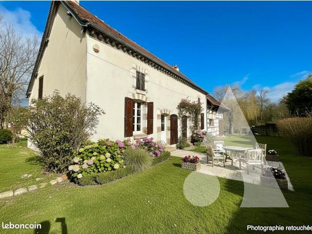 Maison 8 pièces 190 m²