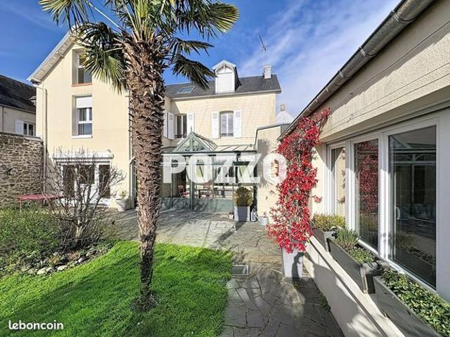 Maison 8 pièces 190 m²