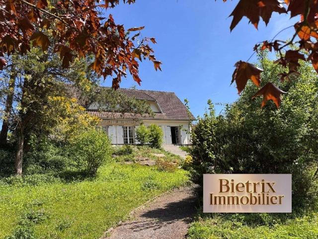 Maison 8 pièces 190 m²