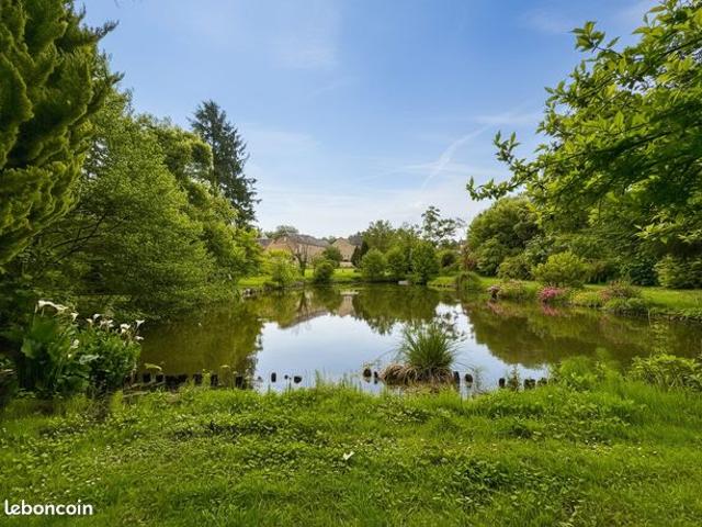 Maison 8 pièces 190 m²