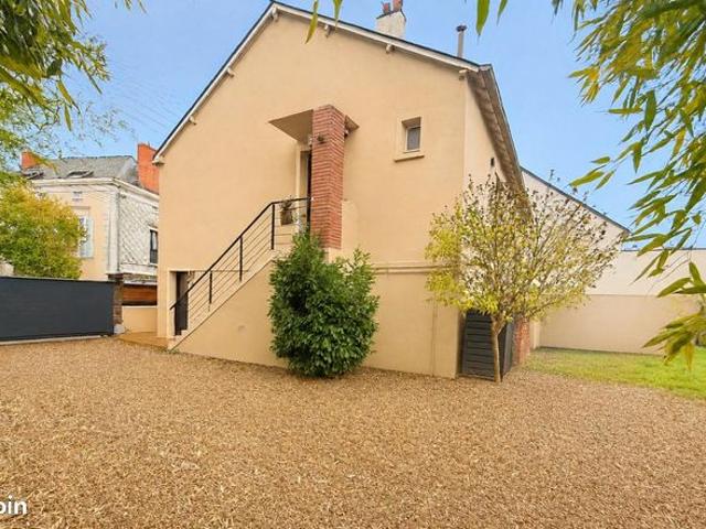 Maison 8 pièces 190 m²