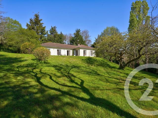 Maison 8 pièces 190 m²