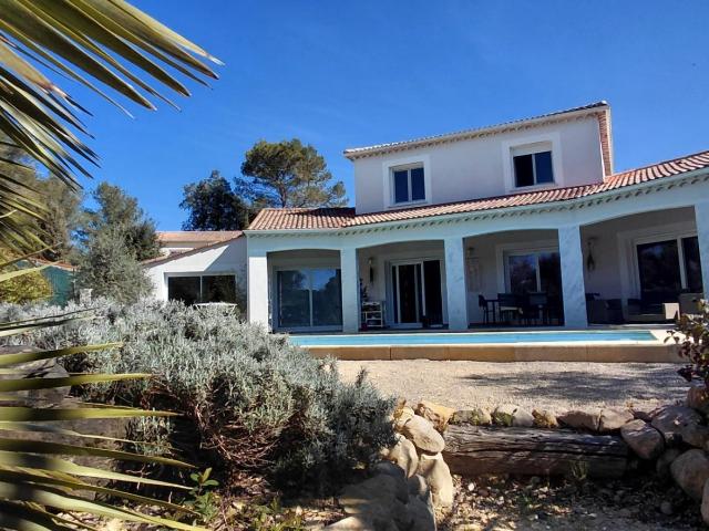 Maison 8 pièces 190 m²
