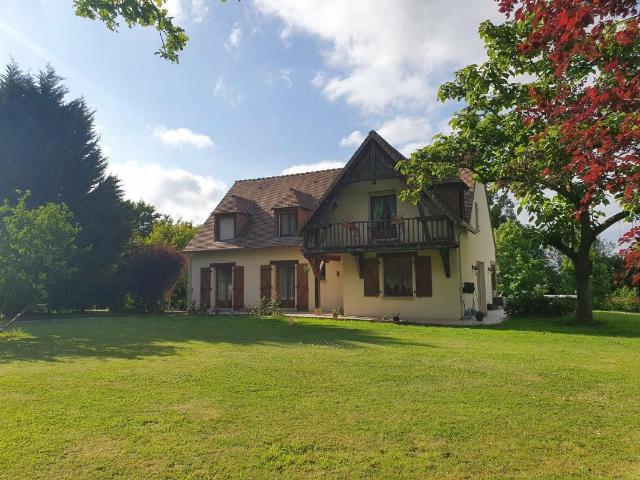 Maison 8 pièces 190 m²