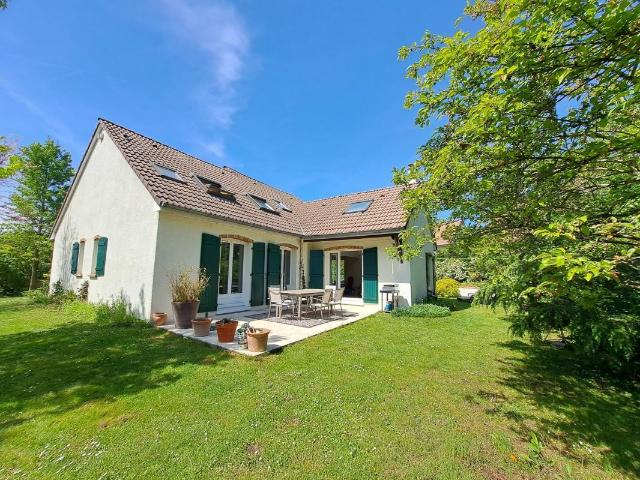 Maison 8 pièces 190 m²