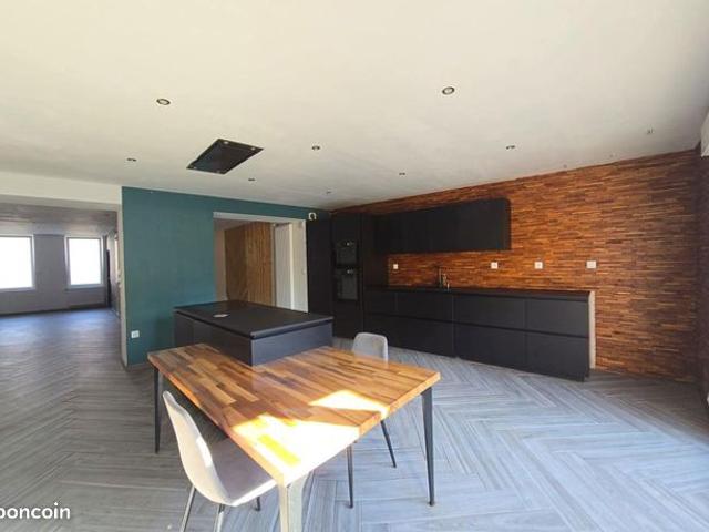 Maison 8 pièces 190 m²