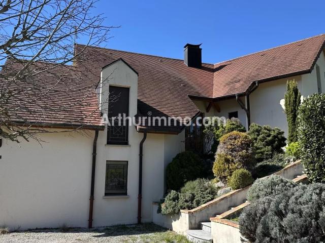 Maison 8 pièces 190 m²
