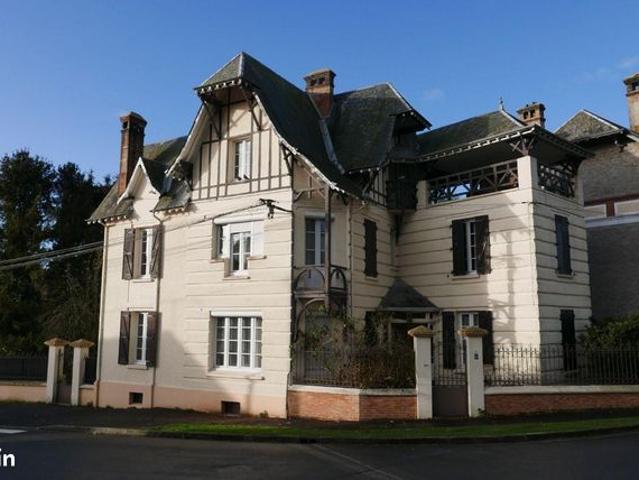 Maison 8 pièces 190 m²